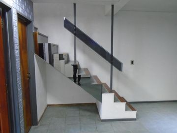 VENTA CASA 4 AMBIENTES EN VILLA BALLESTER