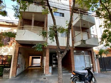 Cochera en venta - 12Mts2 - Caseros