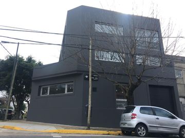 Departamento en venta en Saavedra. 2 dormitorios. Terraza. Parrilla. Cochera.