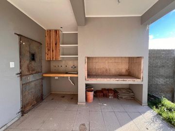 CASA 3 DORMITORIOS A ESTRENAR ZONA NORTE PARANA