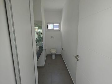 Casa en Venta San Sebastian, area 11