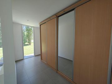 Casa en Venta San Sebastian, area 11