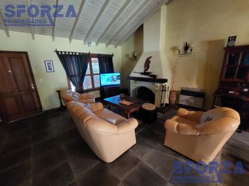 Casa - Villa De Mayo