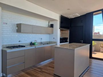 Semipiso en Plaza Mitre -Cochera y Amenities