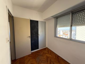 Departamento cuatro ambientes venta Wilde Torres Prefectura