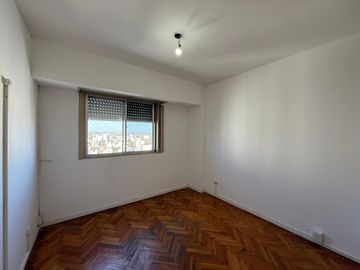 Departamento cuatro ambientes venta Wilde Torres Prefectura