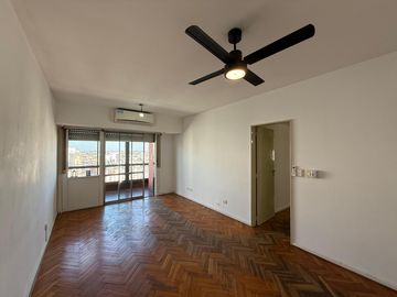 Departamento cuatro ambientes venta Wilde Torres Prefectura