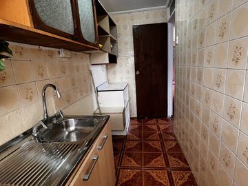 Vendo Depto 1er piso Miraflores, Locomoción a la puerta