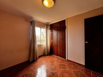 Vendo Depto 1er piso Miraflores, Locomoción a la puerta