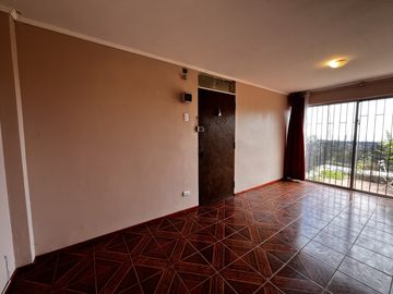 Vendo Depto 1er piso Miraflores, Locomoción a la puerta