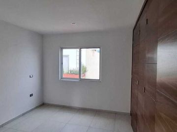 Residencia Nueva en Venta en La Cima de Zapopan