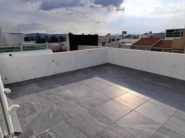 Residencia Nueva en Venta en La Cima de Zapopan