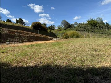 VENTA DE LOTE EN CESION DE DERECHOS, RIONEGRO, VEREDA MAMPUESTO