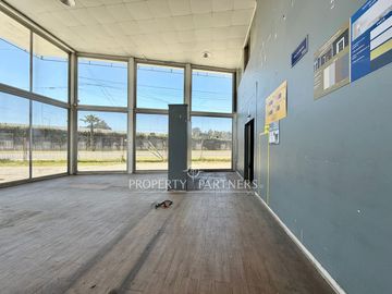 Arriendo Local en esquina estratégica