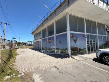 Arriendo Local en esquina estratégica