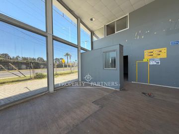 Arriendo Local en esquina estratégica