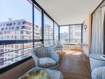 Amplio e impecable departamento, sector Colón con Flandes