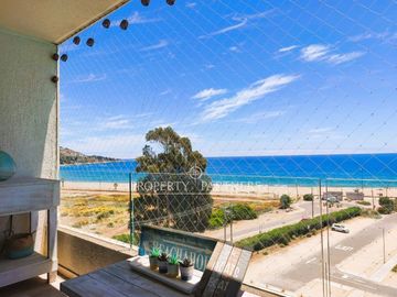 Encantador Departamento con Vista al Mar y Laguna Navegable en Papudo Laguna