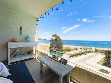 Encantador Departamento con Vista al Mar y Laguna Navegable en Papudo Laguna