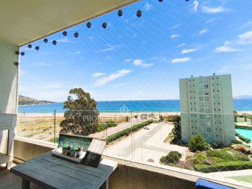 Encantador Departamento con Vista al Mar y Laguna Navegable en Papudo Laguna