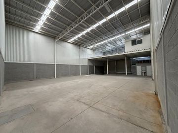 Bodegas industriales en renta al norte de Ags (Aropecuario)