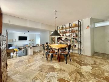 Gran casa sector Jardín del Este