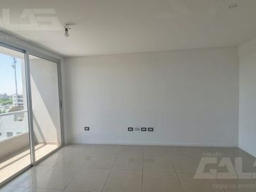 Depto- 2 Amb C/Cochera.