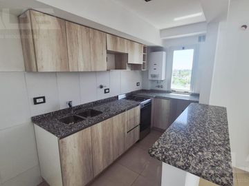 Depto- 2 Amb C/Cochera.