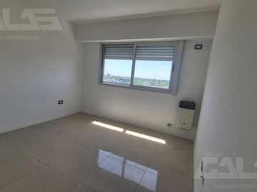 Depto- 2 Amb C/Cochera.