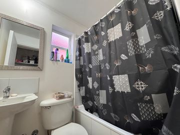 VENTA CASA EN CONDOMINIO 3HAB 2BA SAN PEDRO DE LA PAZ