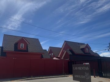 VENTA CASA EN CONDOMINIO 3HAB 2BA SAN PEDRO DE LA PAZ