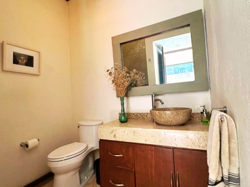 Preciosa casa de un piso en venta en San Francisco Totimehuacan