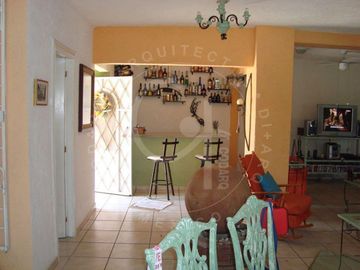 Residencia amueblada con alberca en Burgos, Cuernavaca