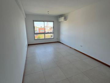 Departamento en alquiler en  Ituzaingo centro