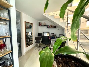 Pent house en venta Sabaneta zona Plana