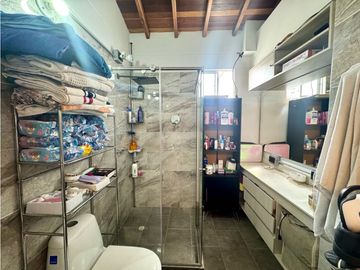 Pent house en venta Sabaneta zona Plana
