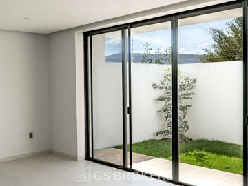 Residencia Nueva en Venta | Coto Almena