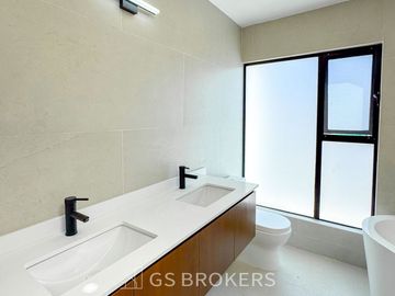 Residencia Nueva en Venta | Coto Almena