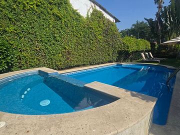 Casa - Fraccionamiento Lomas de Cuernavaca