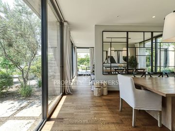 Moderna casa en condominio consolidado de Chicureo Centro