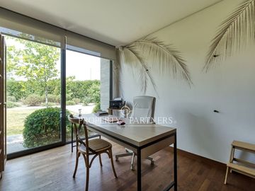 Moderna casa en condominio consolidado de Chicureo Centro