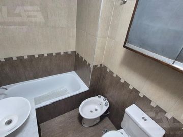 Depto 2 Amb.-Piscina-Cochera.