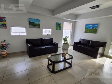 Depto 2 Amb.-Piscina-Cochera.