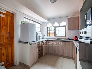 Casa en excelente estado en Juan Cisternas