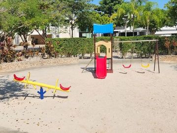 Terreno en venta en Arbórea residencial con amenidades.