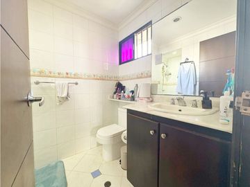 EN VENTA HERMOSO APARTAMENTO EN BOCAGRANDE!