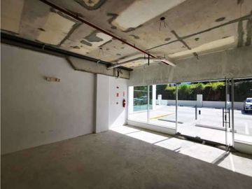 REMATE EN LOCAL PLANTA BAJA 194m2, TERRAZAS DE ALBROOK