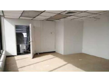 LOCAL DE 174M2 VENTA EN CALLE 51