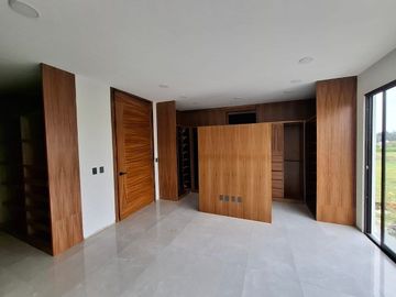ESPECTACULAR CASA EN VENTA EN SOLARES Y TU FAMILIA FELIZ.