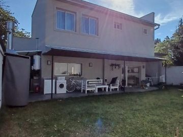 Casa en alquiler en Hurlingham